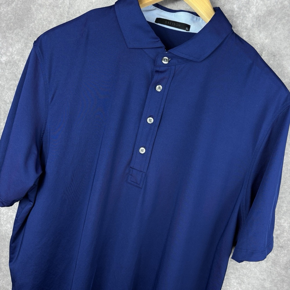 Greyson Golf Polo Shirt‎ Mens XL Blue Stretch Performance Wolf Logo Embroidered